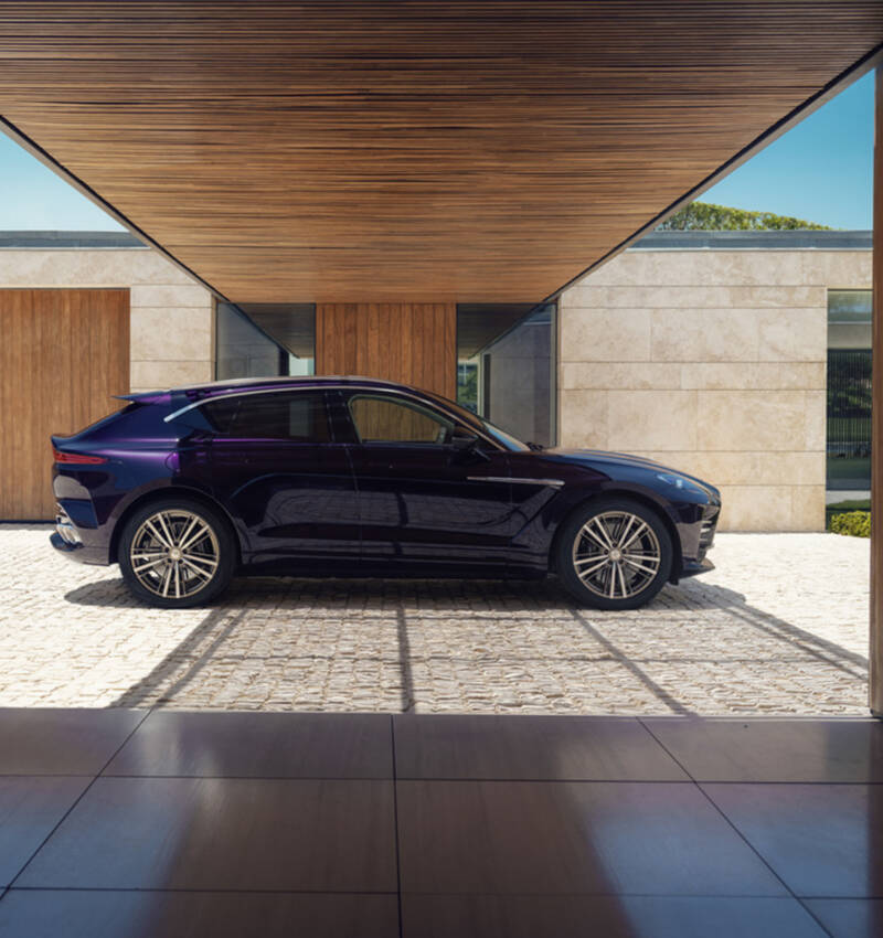 Aston Martin DBX GT 