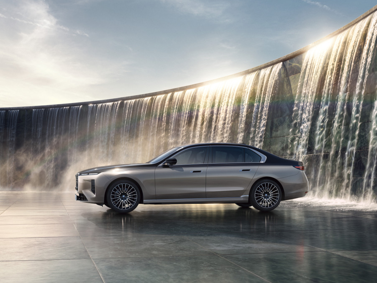 The New 7 — We See You BMW