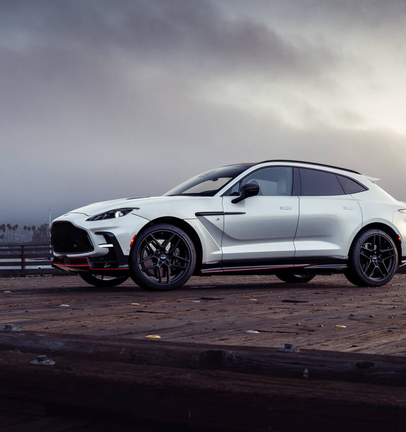 Aston Martin DBX S