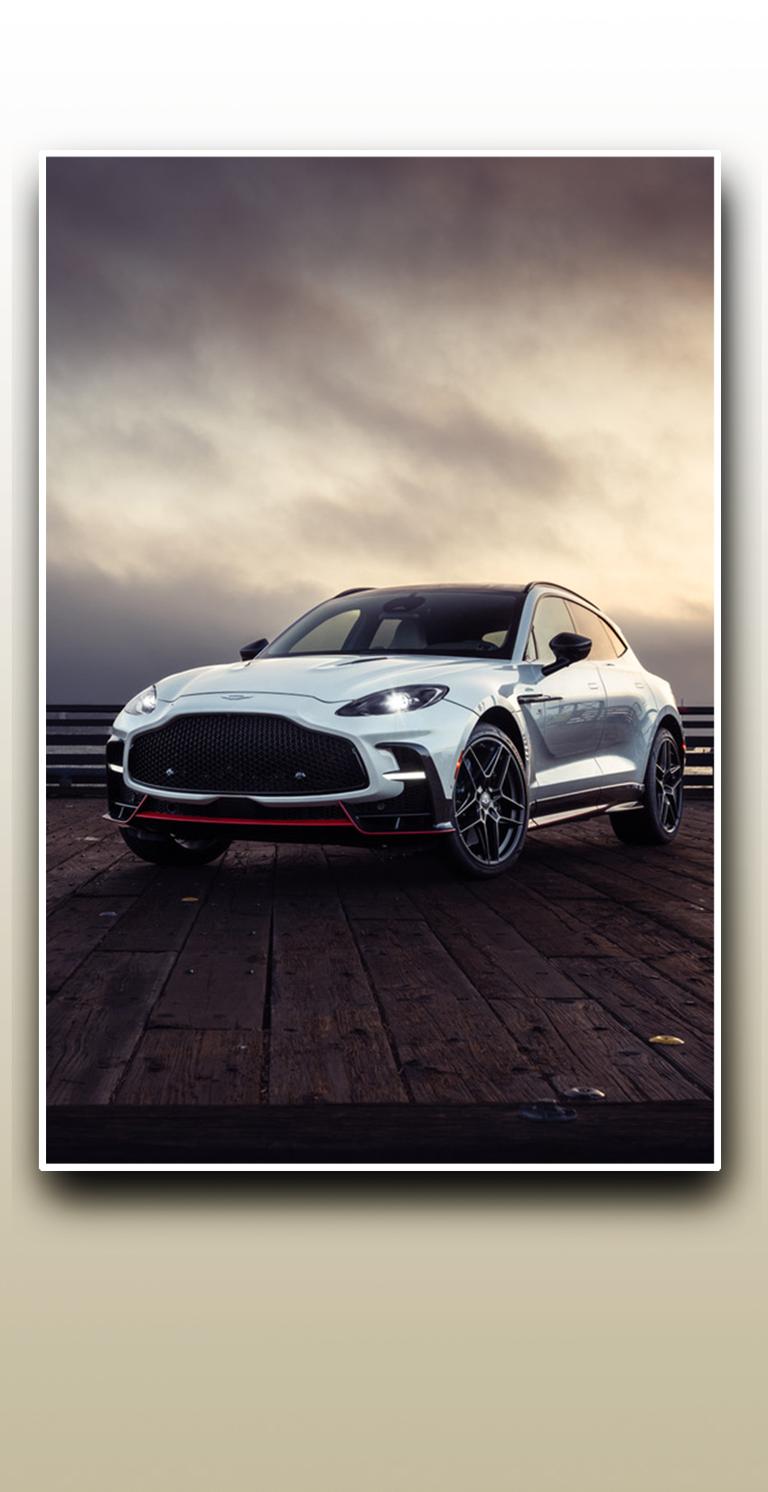 Aston Martin DBX S