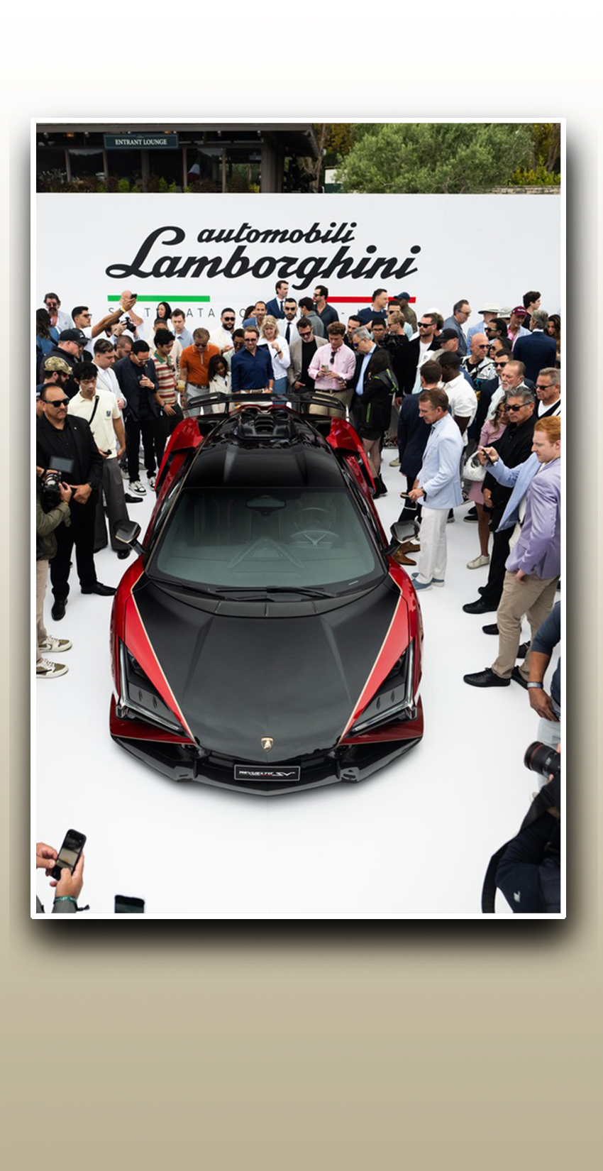 LAMBORGHINI REVUELTO SV