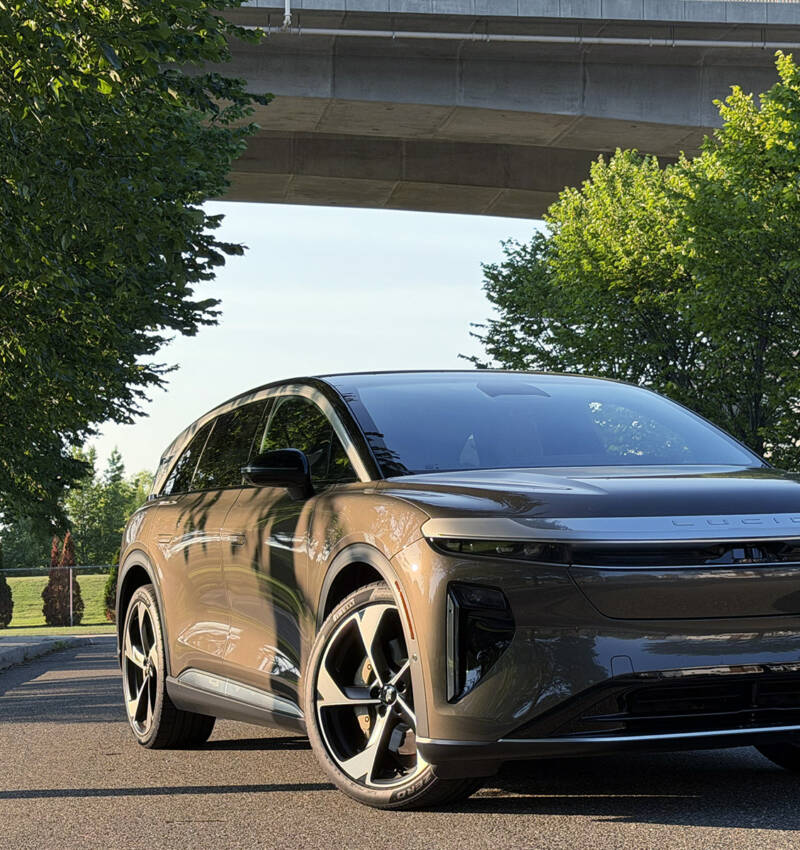 Lucid Gravity EV