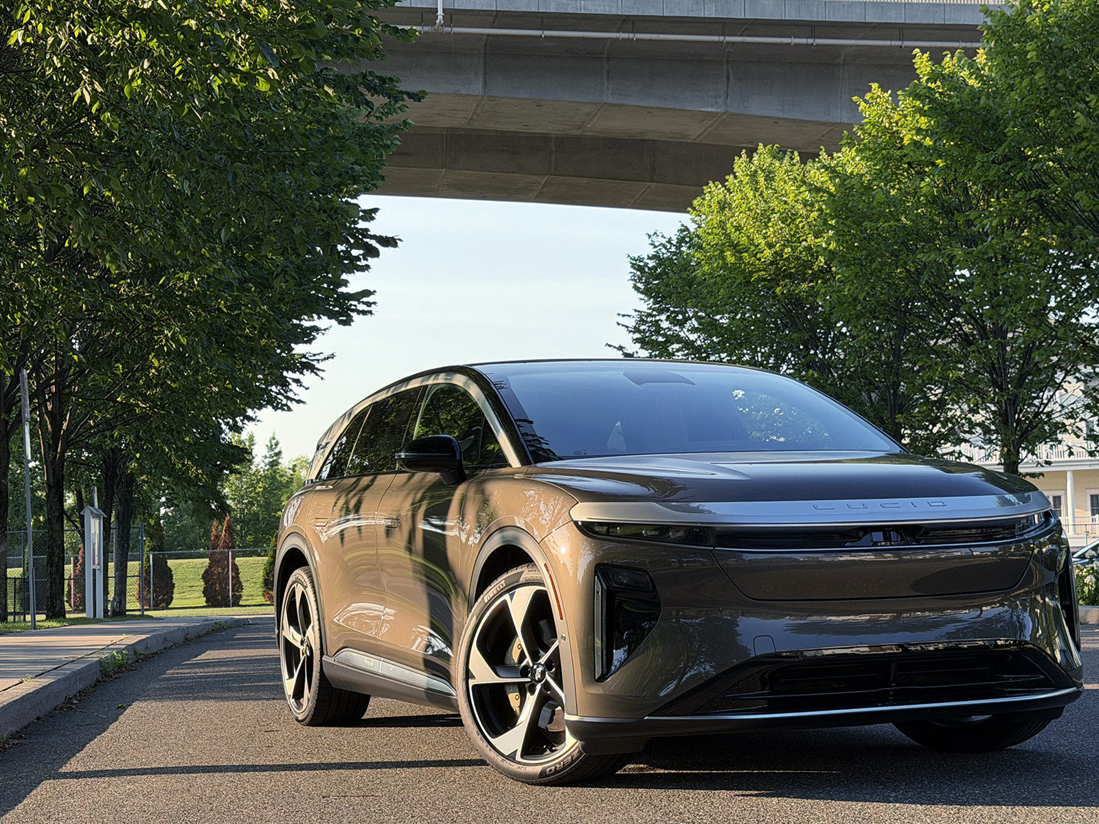 Lucid Gravity EV