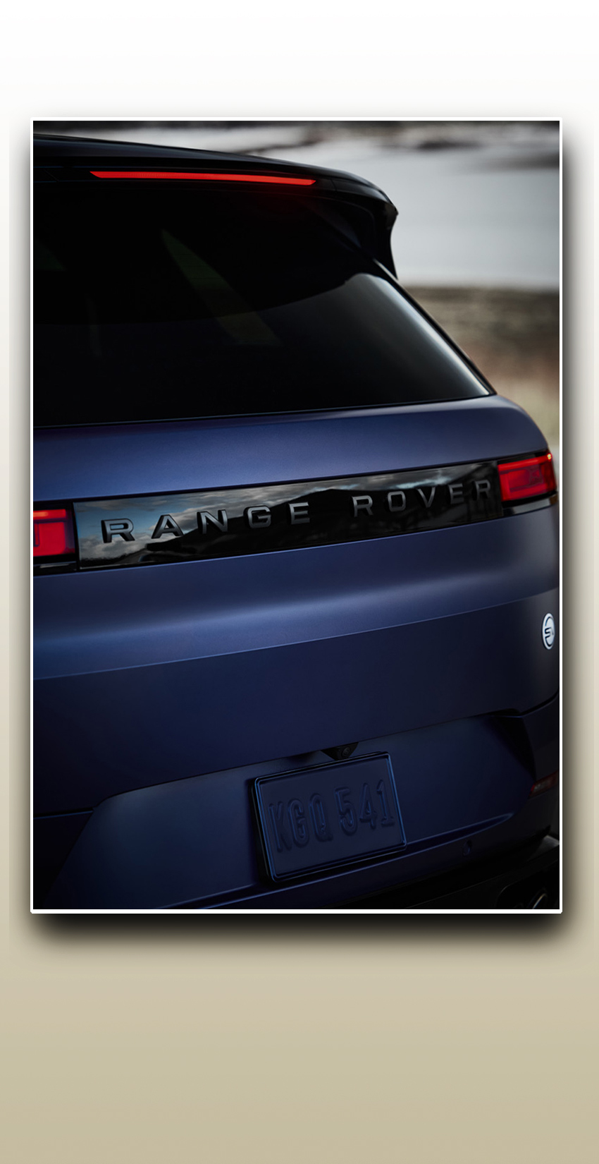 Range Rover Sport SV Winter Dusk