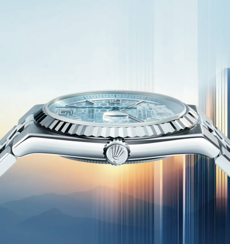 Oyster Perpetual Land-Dweller