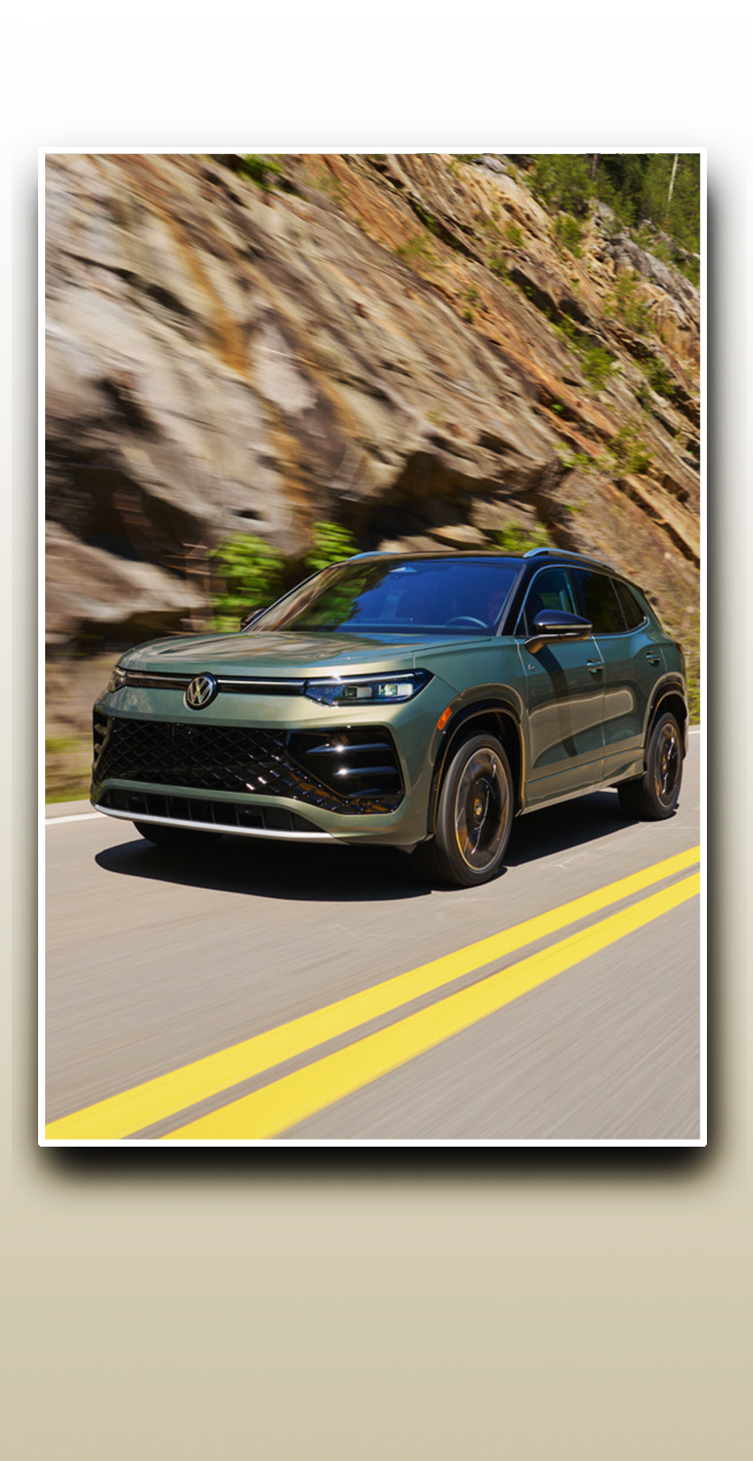 2025 VW Tiguan SEL R-Line
