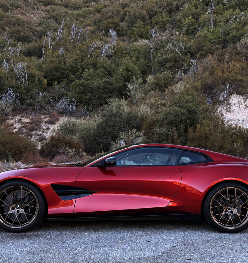 2025 Aston Martin Vanquish